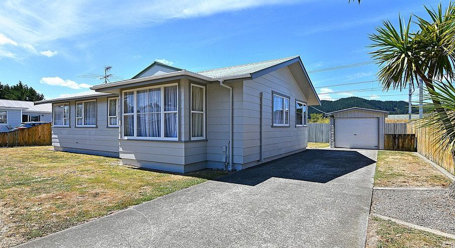  at 9 Phar Lap Grove, Trentham, Upper Hutt, Wellington