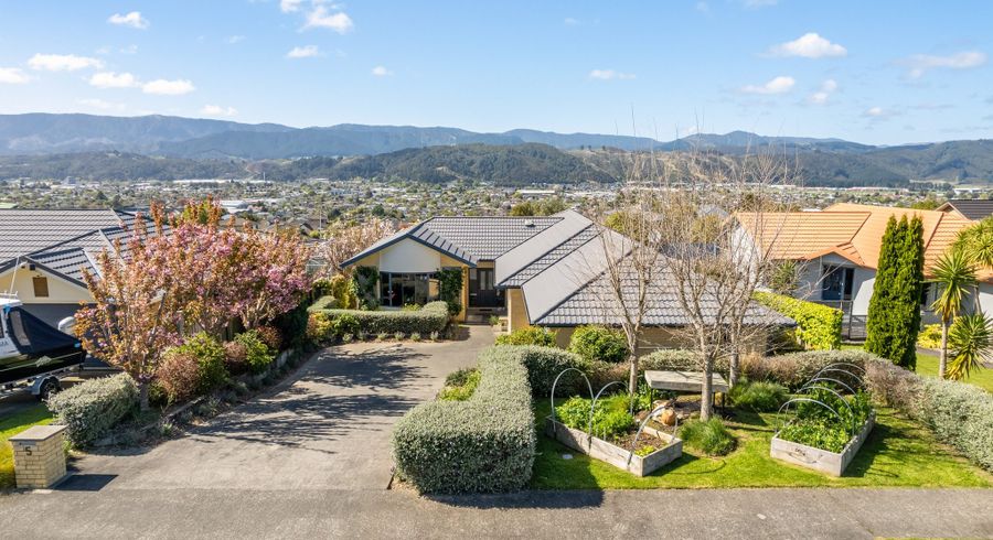  at 5 Ormrod Grove, Riverstone Terraces, Upper Hutt, Wellington