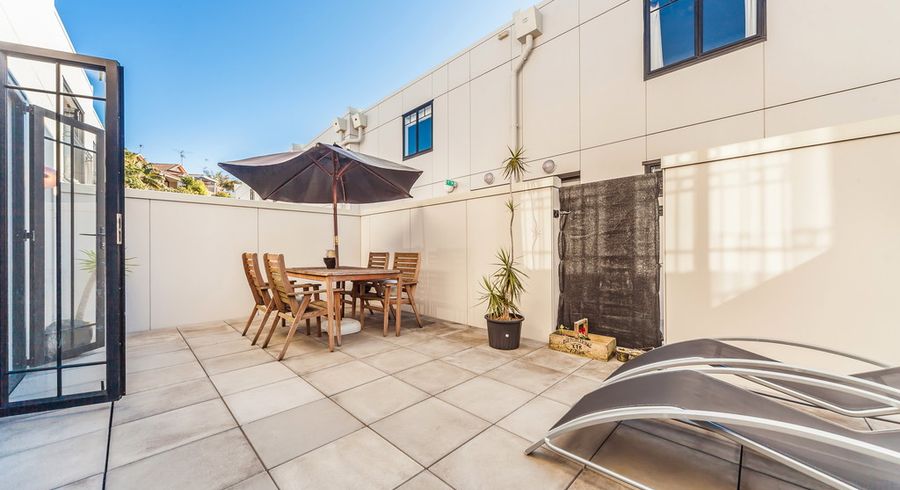  at 5A/8 Farnham Street, Parnell, Auckland