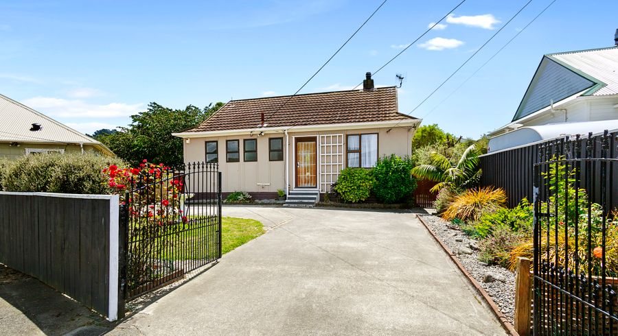  at 10 Bryant Grove, Taita, Lower Hutt