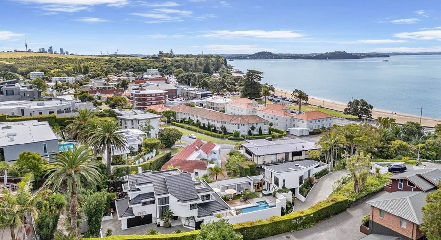  at 9 Selwyn Avenue, Mission Bay, Auckland City, Auckland