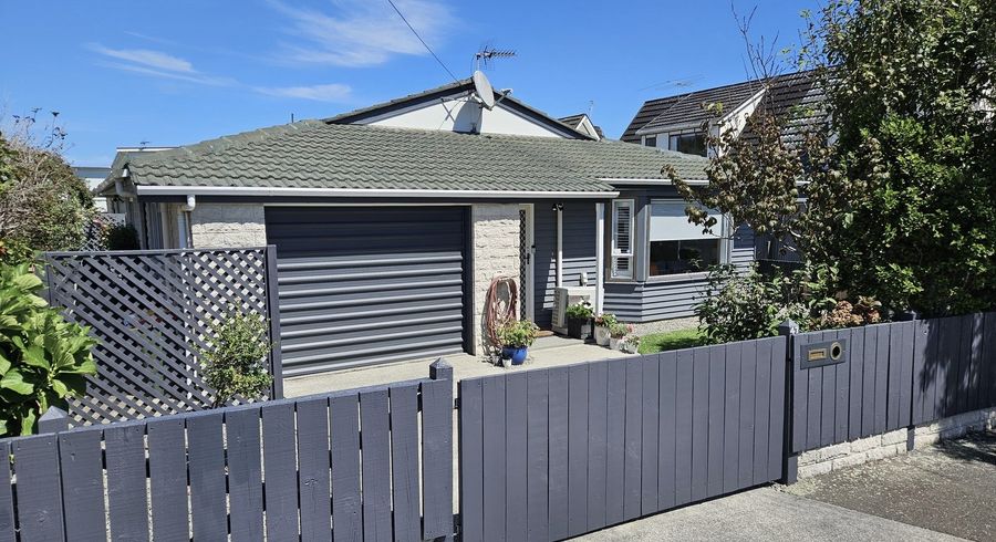  at 1/47 Whites Line West, Woburn, Lower Hutt