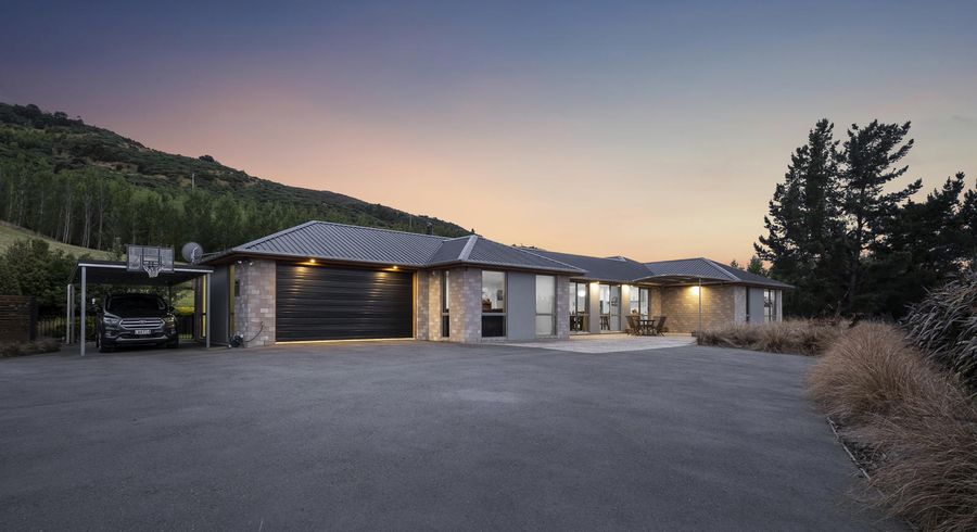  at 37 Tara Hills Drive, North Taieri