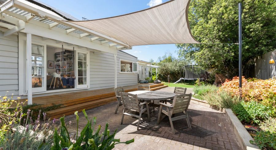  at 17 Knox Road, Swanson, Waitakere City, Auckland
