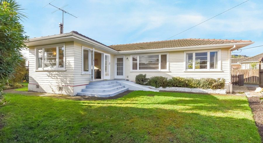  at 2/50 Parkers Road, Tahunanui, Nelson