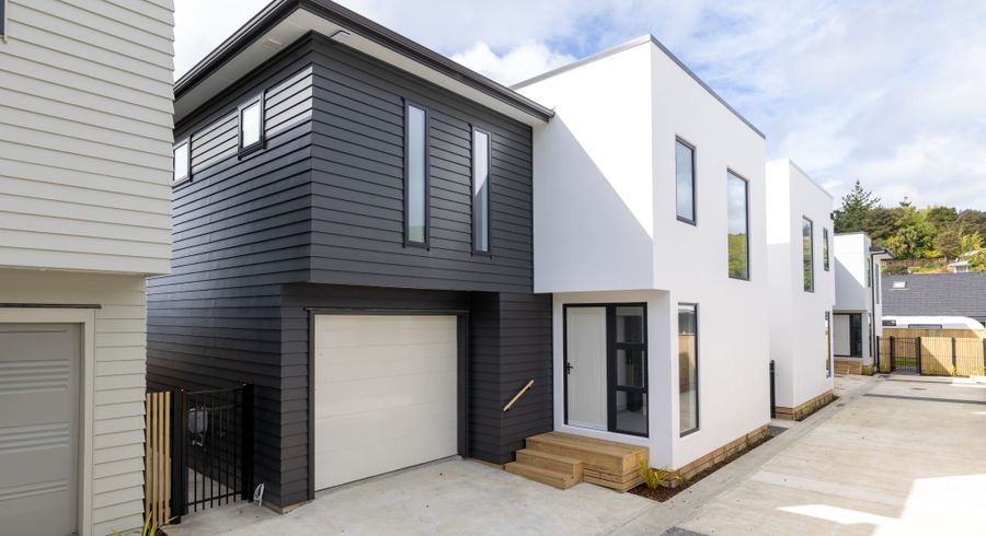  at 215 Stokes Valley Road, Stokes Valley, Lower Hutt, Wellington