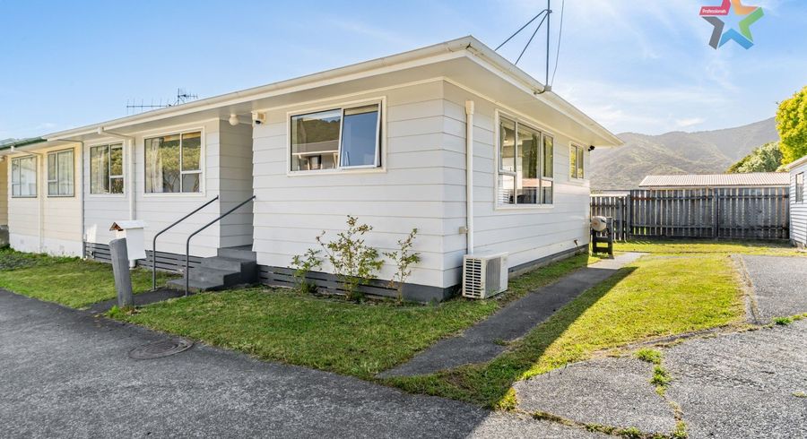  at 35b Stockdale Street, Wainuiomata, Lower Hutt, Wellington