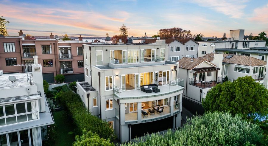  at 39E St Stephens Avenue, Parnell, Auckland
