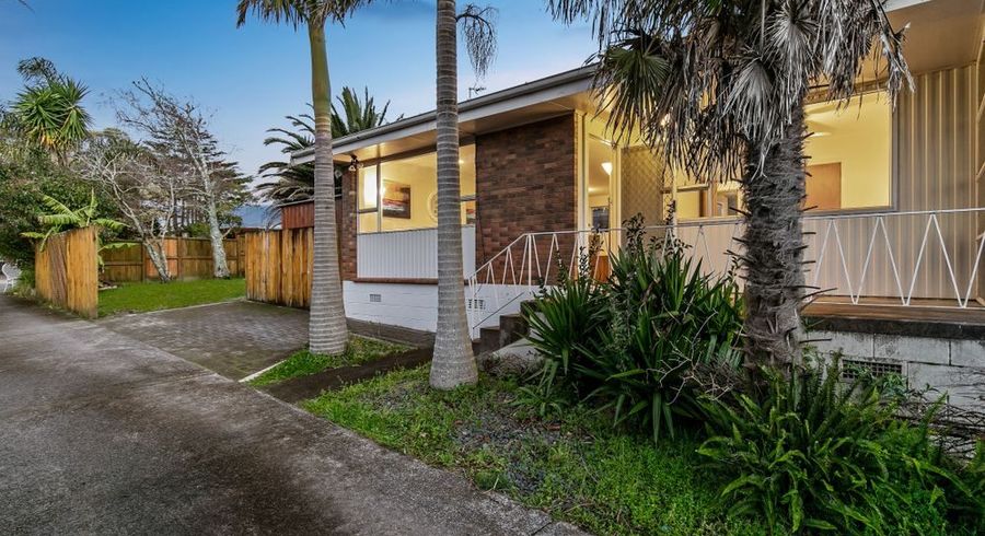  at 1/48 McLeod Road, Henderson, Auckland