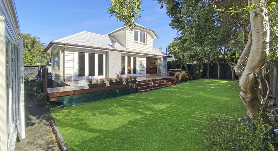  at 12 Hector Street, Seatoun, Wellington, Wellington