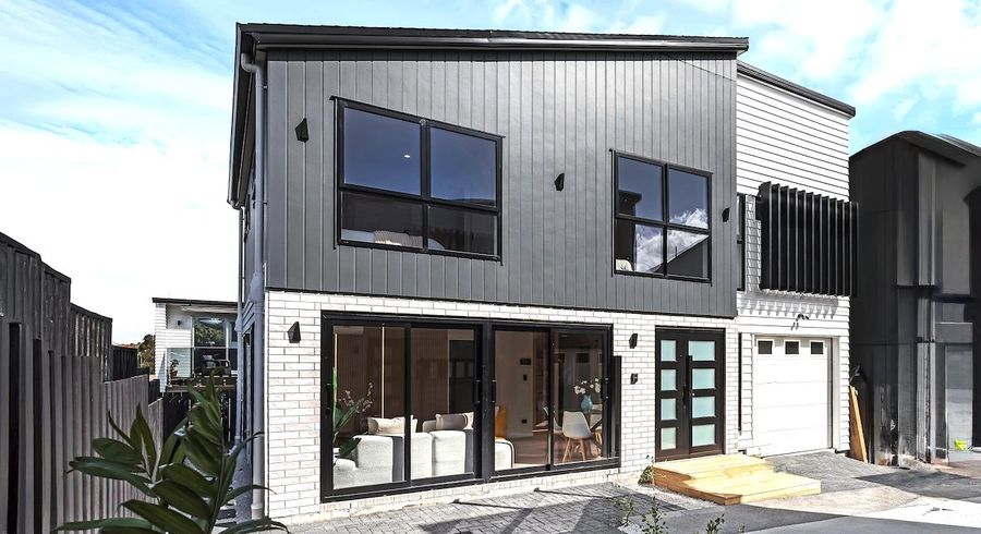  at 7D Sirius Place, Botany Downs, Manukau City, Auckland