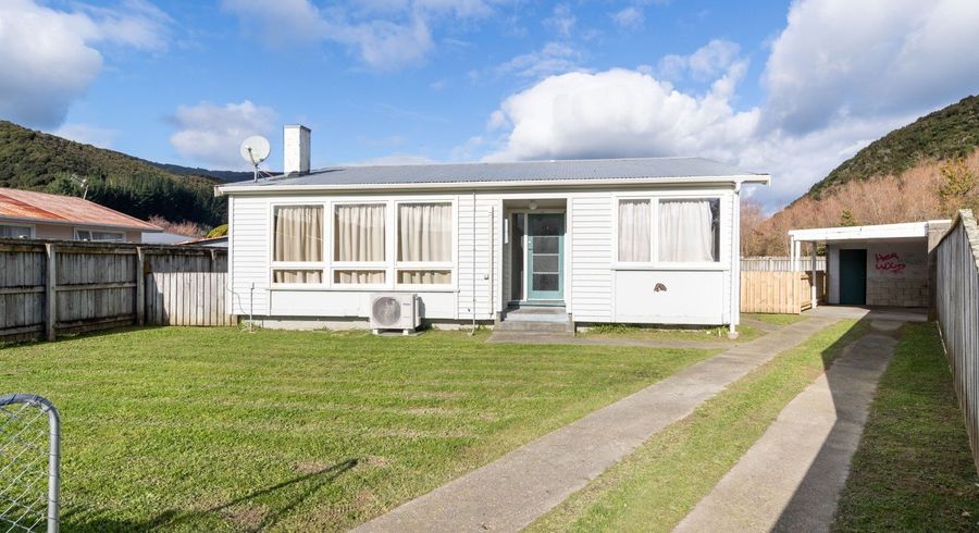  at 9 Orewa Grove, Wainuiomata, Lower Hutt, Wellington