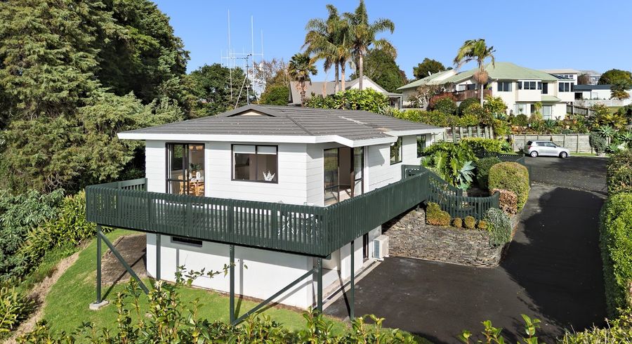  at 18 Waikareao Way, Brookfield, Tauranga