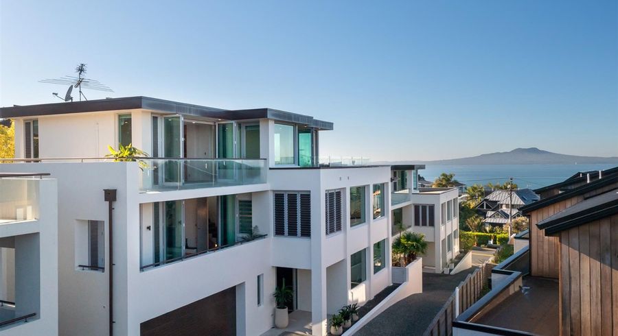  at 22A Beach Road, Castor Bay, North Shore City, Auckland