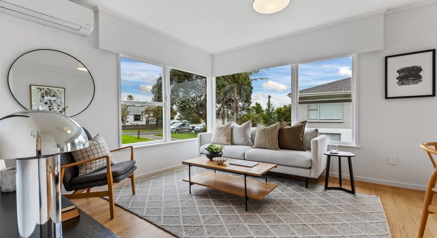  at 1/14 Westwell Road, Belmont, North Shore City, Auckland