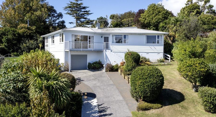  at 2 Kelly Place, Cockle Bay, Auckland