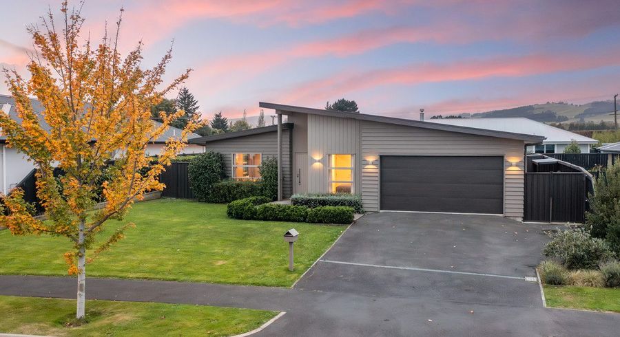  at 18 Carrick Place, Mosgiel, Dunedin, Otago