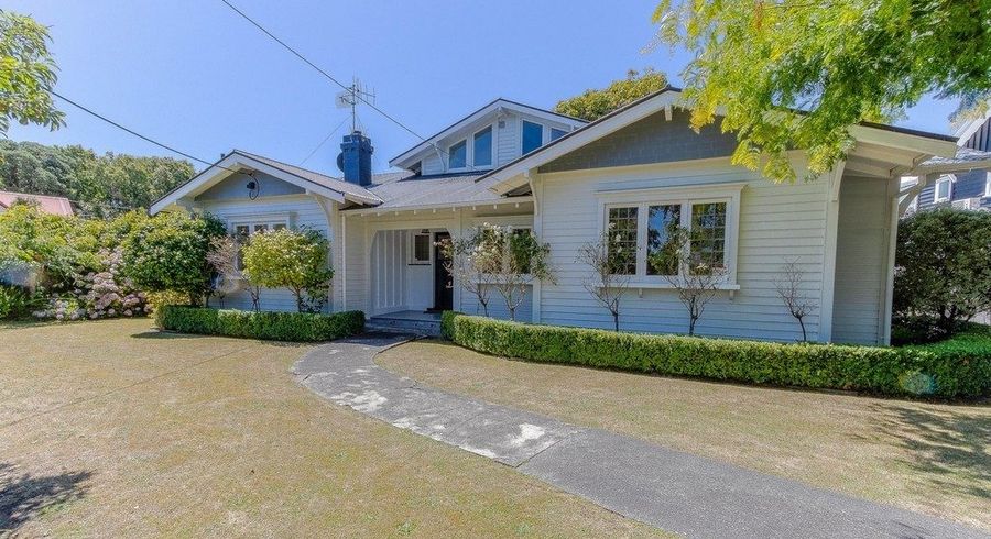  at 16 Grey Street, College Estate, Whanganui