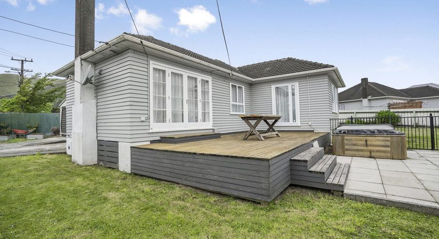  at 40 Frederick Street, Wainuiomata, Lower Hutt