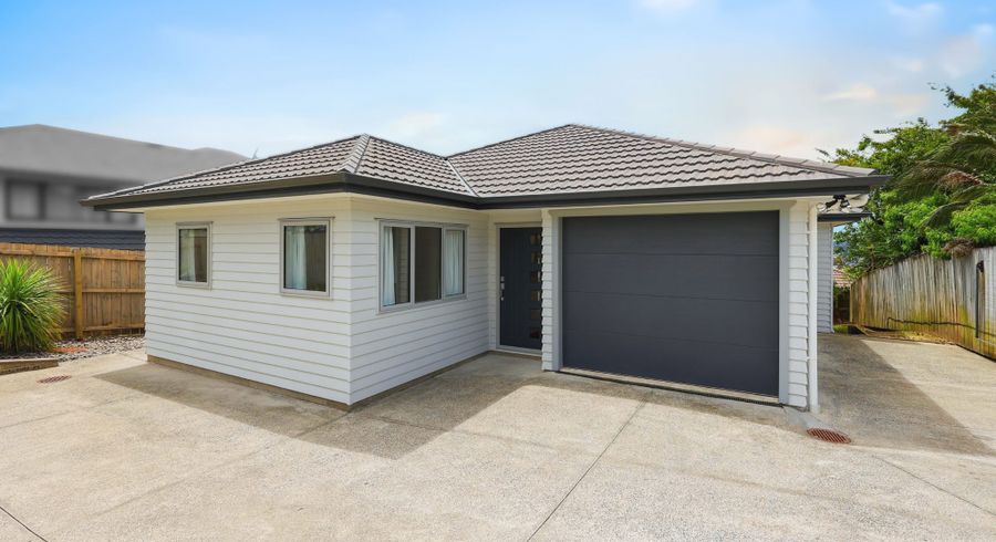  at 218a Sturges Road, Henderson, Waitakere City, Auckland