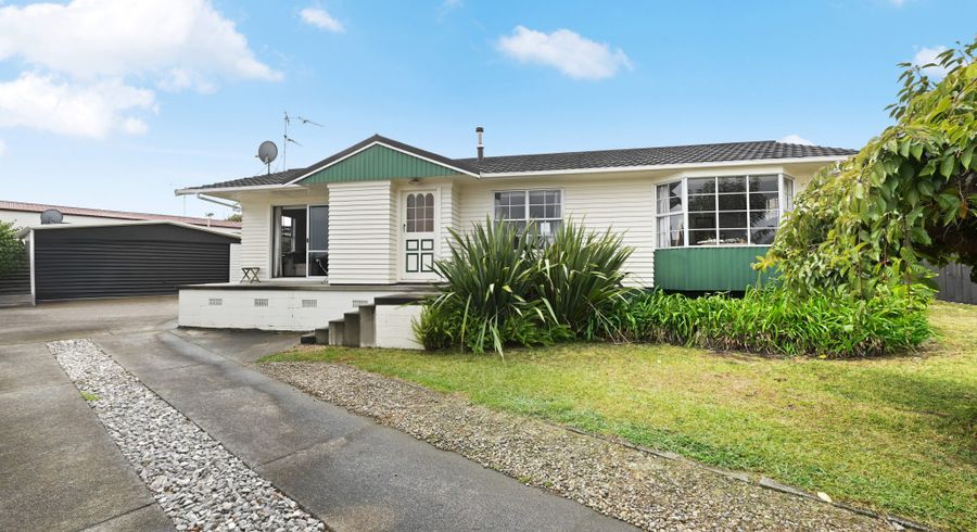  at 21 Cypress Crescent, Pukete, Hamilton