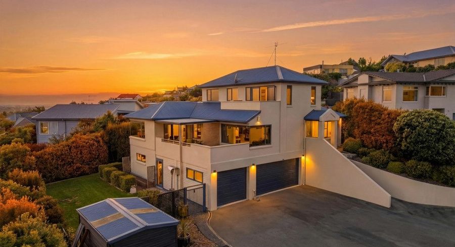  at 31 Highcrest Heights, Westmorland, Christchurch City, Canterbury