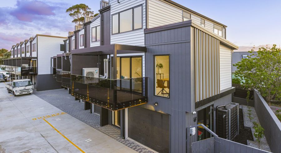  at 5/14 Tomuri Place, Mount Wellington, Auckland City, Auckland