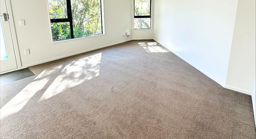  at 6B Gill Road, Lowry Bay, Lower Hutt, Wellington