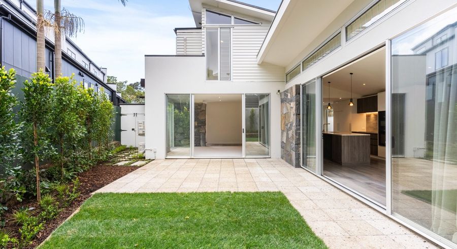  at 9A Eglinton Ave, Mount Eden, Auckland City, Auckland