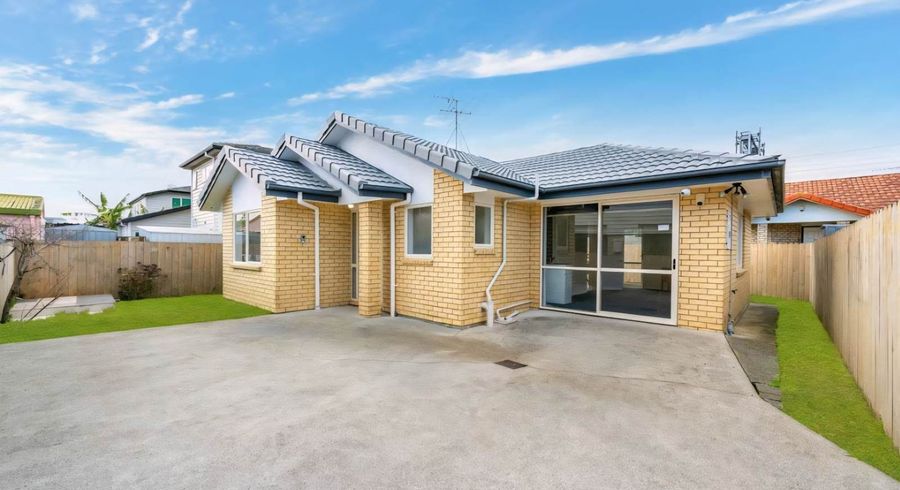  at 1/36A Kenderdine Road, Papatoetoe, Manukau City, Auckland