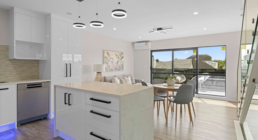  at 6/18 Hutchinsons Road, Bucklands Beach, Auckland