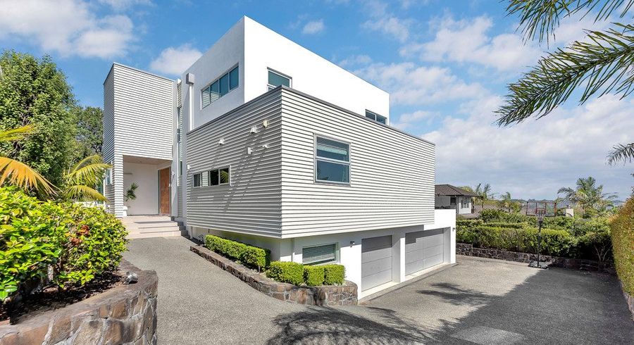  at 60 Gracechurch Drive, Flat Bush, Auckland