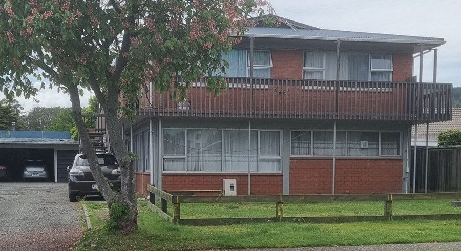  at 2/22 Deere Avenue, Fenton Park, Rotorua, Bay Of Plenty