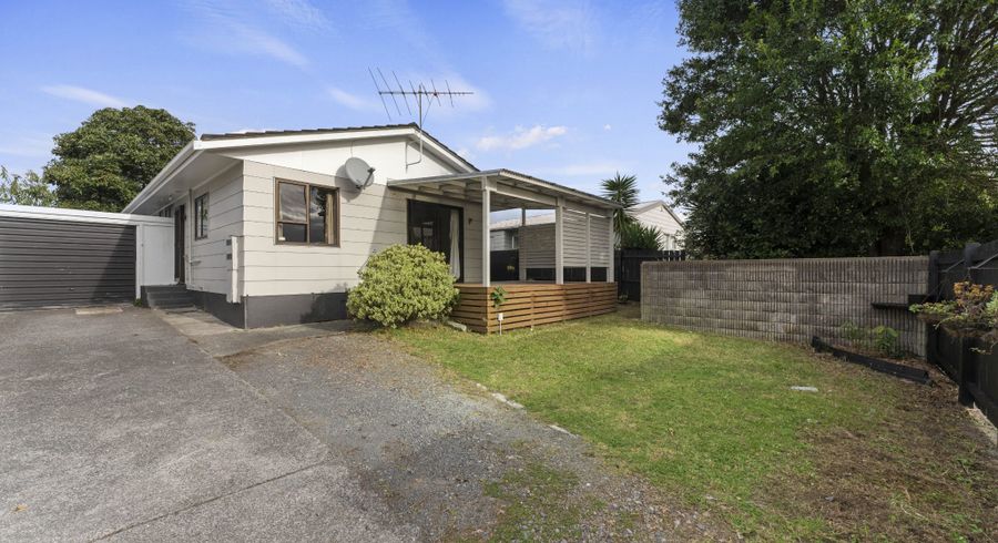  at 2/2 Burundi Avenue, Clendon Park, Manukau City, Auckland
