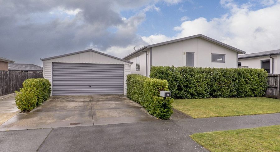  at 3a Kingsbridge Drive, Burwood, Christchurch City, Canterbury