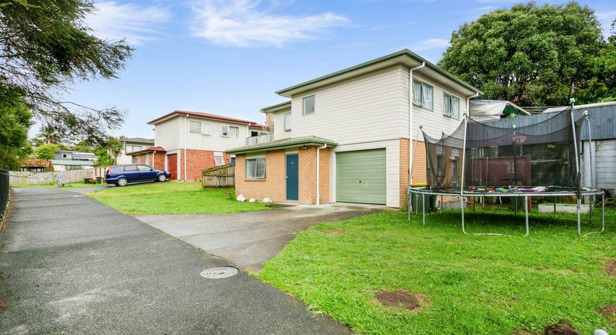  at 20 Sari Place, Massey, Auckland