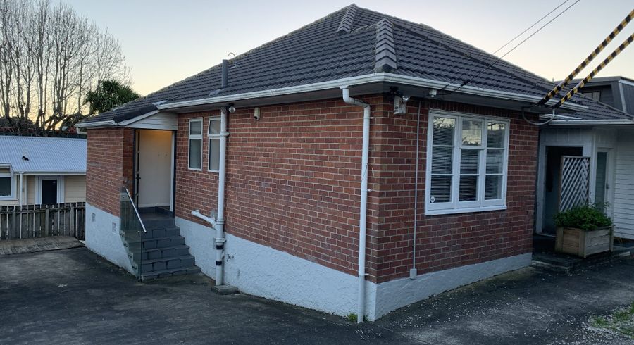  at 1 Tyburnia Ave, Mount Albert, Auckland City, Auckland