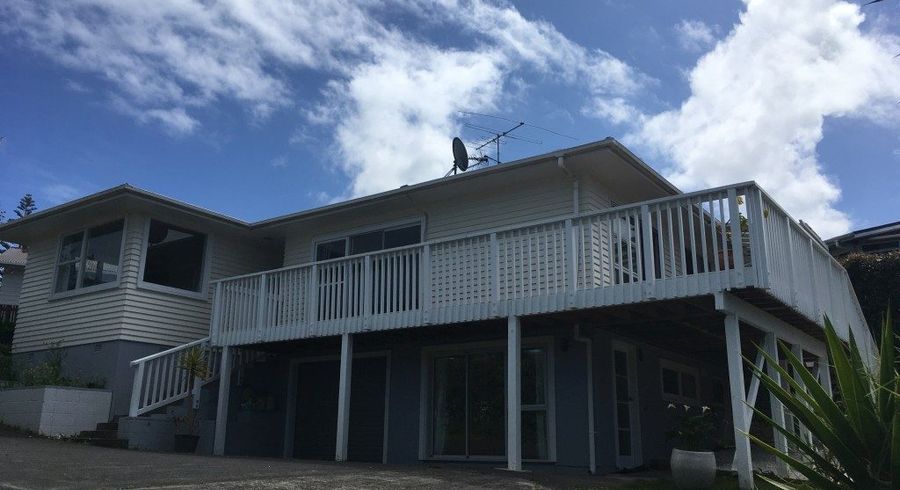  at 1/34 Sycamore Drive, Sunnynook, North Shore City, Auckland