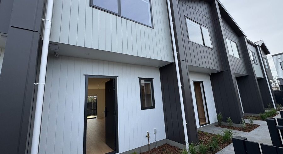  at 5/13 Thomas Road, Mangere, Manukau City, Auckland