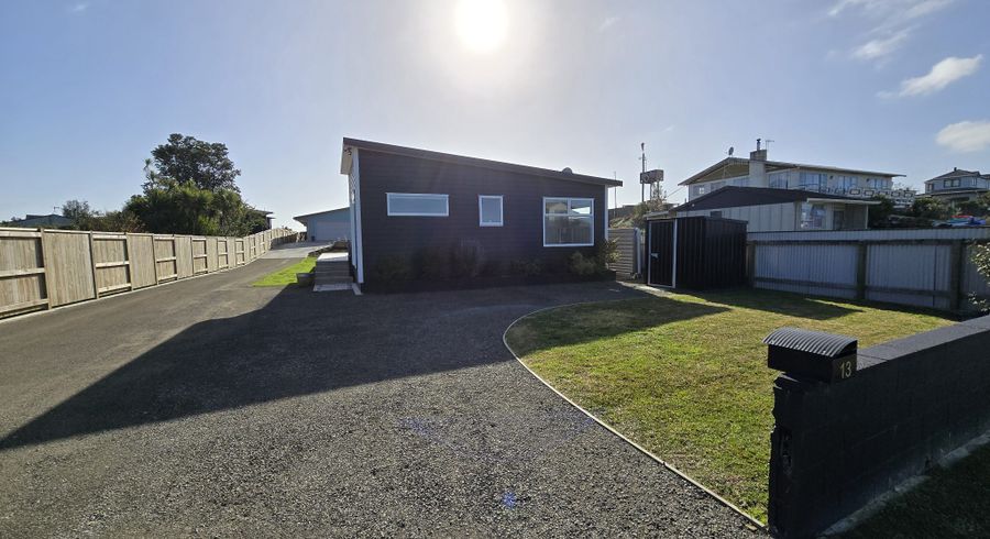  at 13 Chaffey Street, Foxton Beach, Horowhenua, Manawatu / Whanganui