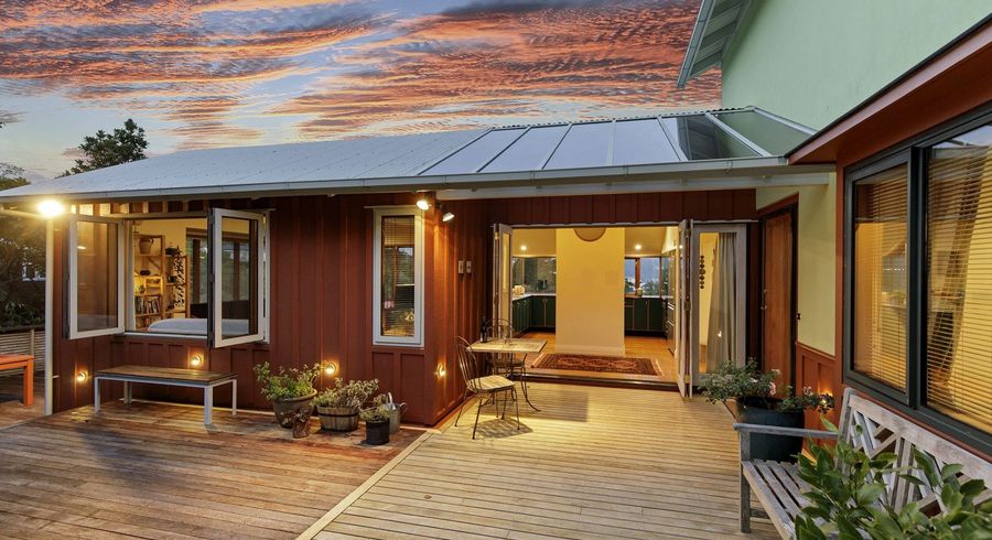  at 12 Maungaraki Road, Korokoro, Lower Hutt, Wellington