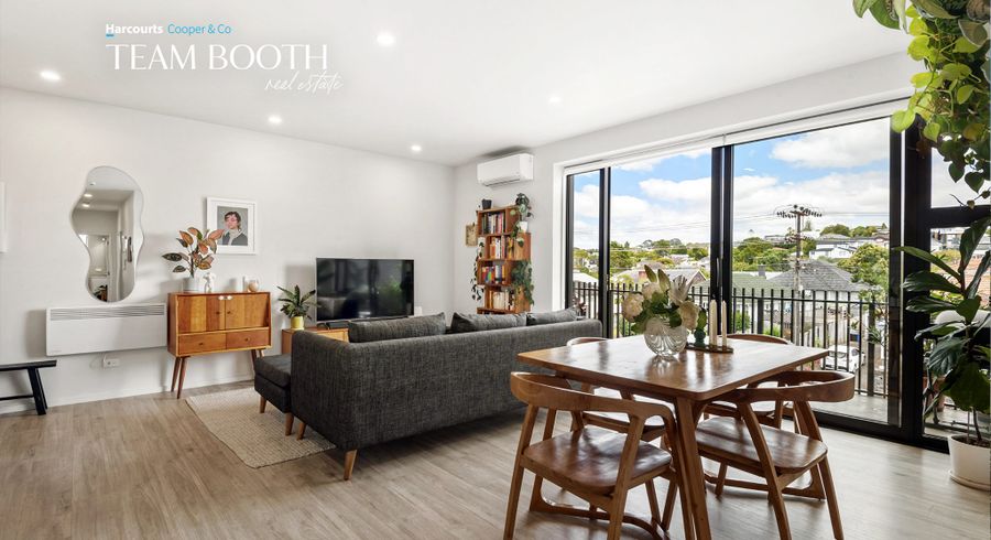  at 202/165 Lake Road, Northcote, Auckland
