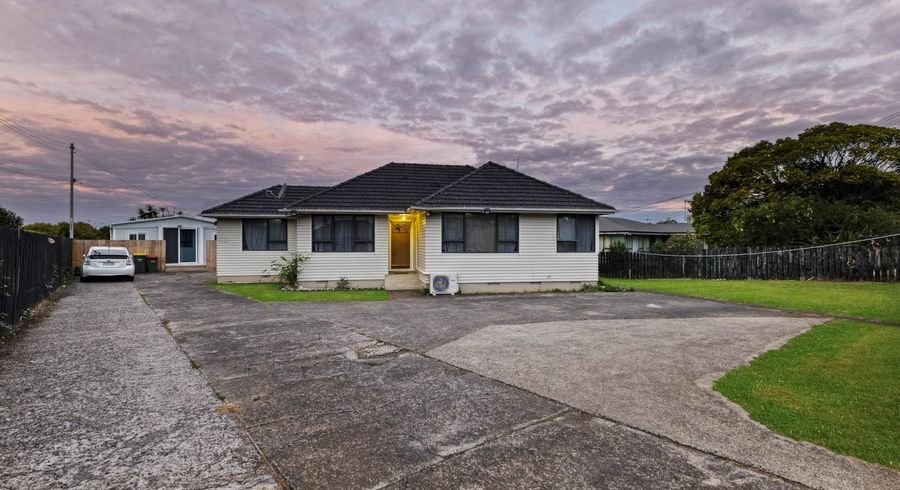  at 11 Lincoln Road, Manurewa East, Manukau City, Auckland