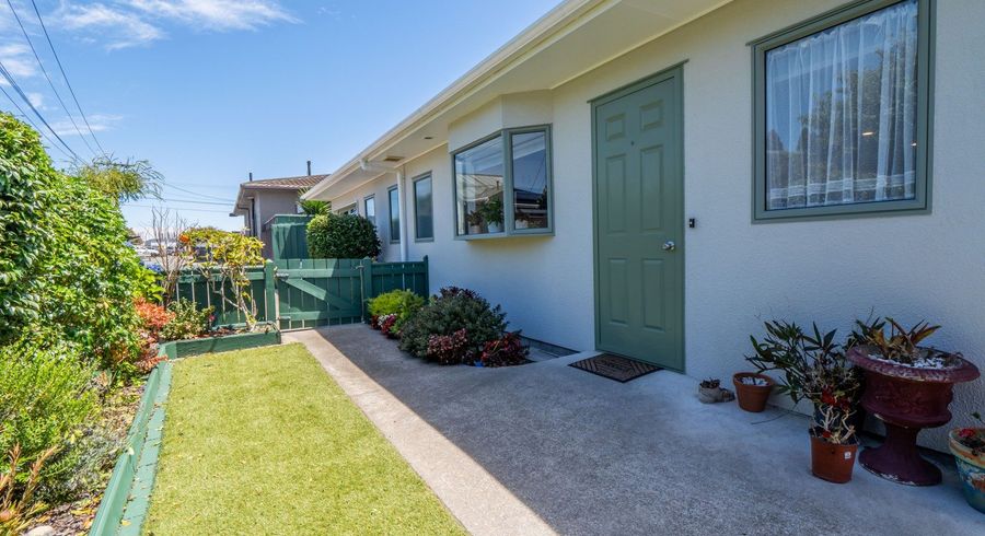  at 33F Sanders Avenue, Westown, New Plymouth, Taranaki
