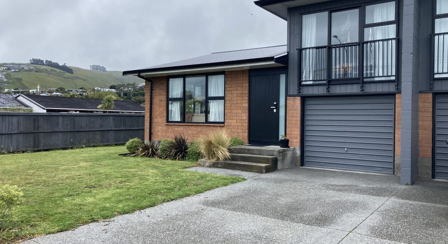  at 1/142 Main Road, Redcliffs, Christchurch