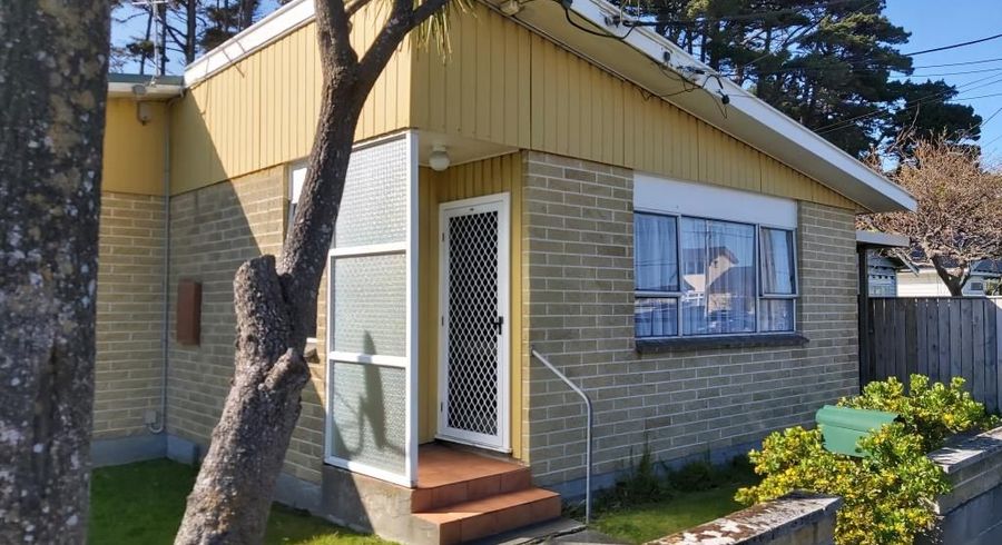  at 1/40 Darlington Road, Miramar, Wellington