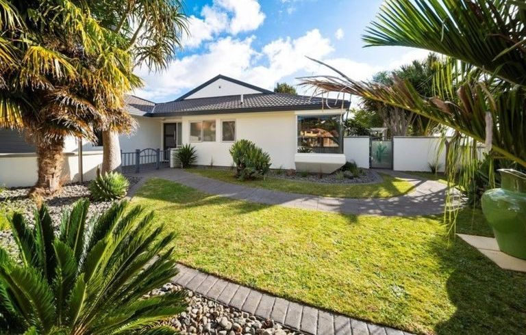  at 12 Shelter Grove, Frankleigh Park, New Plymouth