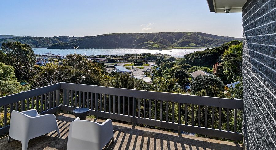  at 20 Kiriwai Road, Paremata, Porirua