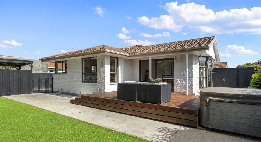  at 2/12 Camrose Place, Ilam, Christchurch City, Canterbury