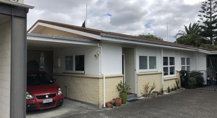  at 11 Meeanee Quay, Westshore, Napier, Hawke's Bay